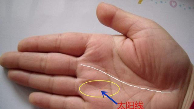 这样的人运气很好，无论做任何事，只要可以一直做下去，可以获得成功