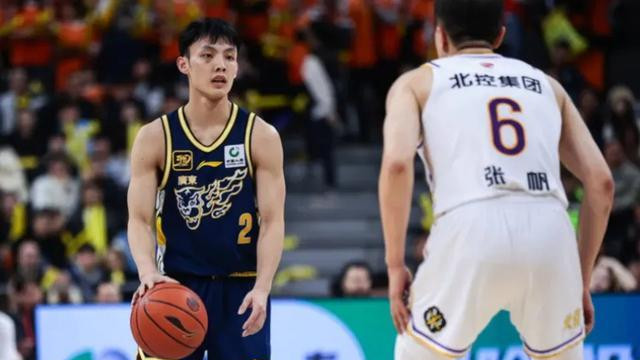 CBA动态北京时间1月13日，陆续传来杨鸣、杜锋、刘维伟新消息！