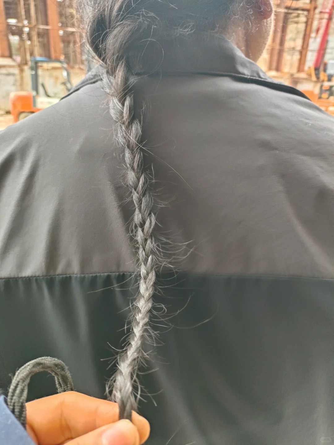 师父不拿来玩就毫无意义
师父你知道的，我从小就玩不起芭比娃娃