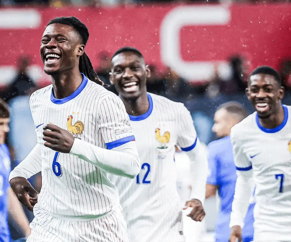 卡马文加：姆巴佩西语很好能适应更衣室；我可以表现得更好
法国国家队中场卡马文加在