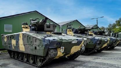 匈牙利已接收218辆KF-41“山猫”步兵战车中的45辆。其中25辆在德国制造，