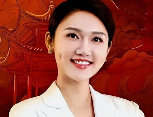 喜欢龙洋可爱的笑容，端庄而美丽。相信通过她的努力，可以买房买车，实现她的人生梦想