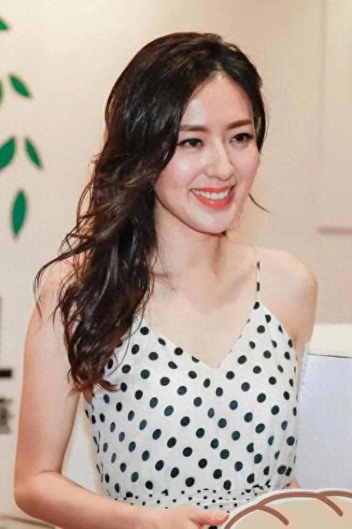 唐诗咏：港风女神的璀璨之路（唐诗咏资料）-第1张图片-九妖电影