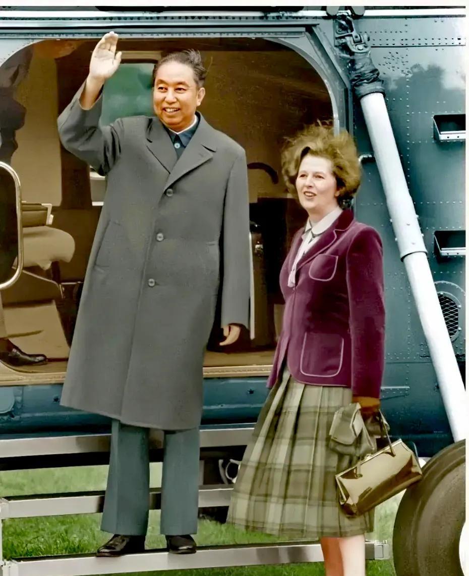 历史回眸
一九七九年十月，时任党和国家最高领导人华国锋应邀访问英国，时任英国首