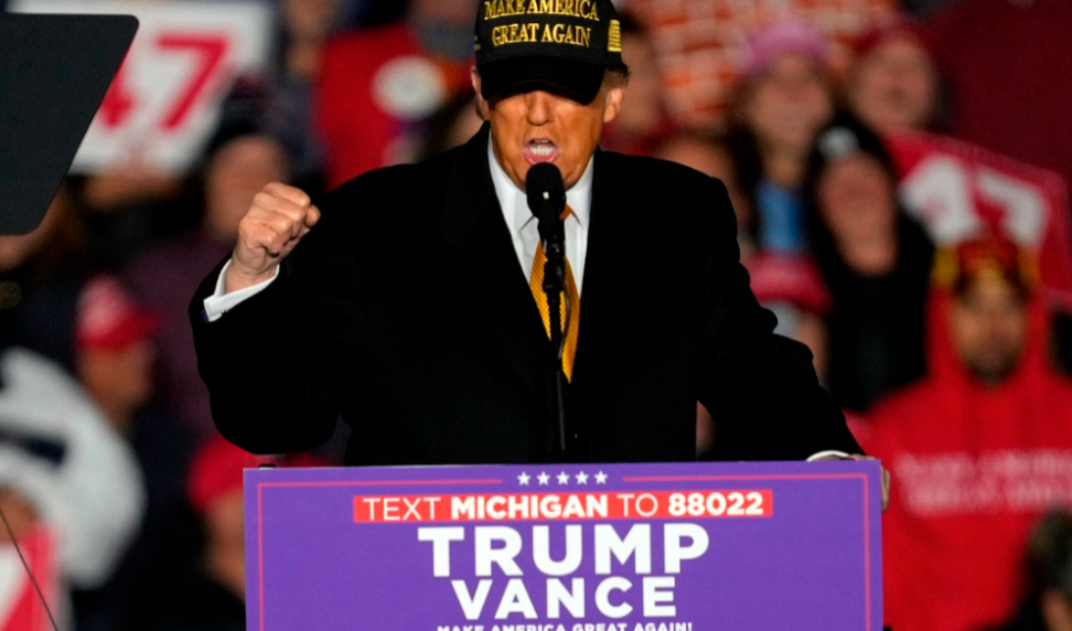 台积电该紧张了！特朗普再批台湾“偷走了芯片业务”！特朗普10月25日接受Podc