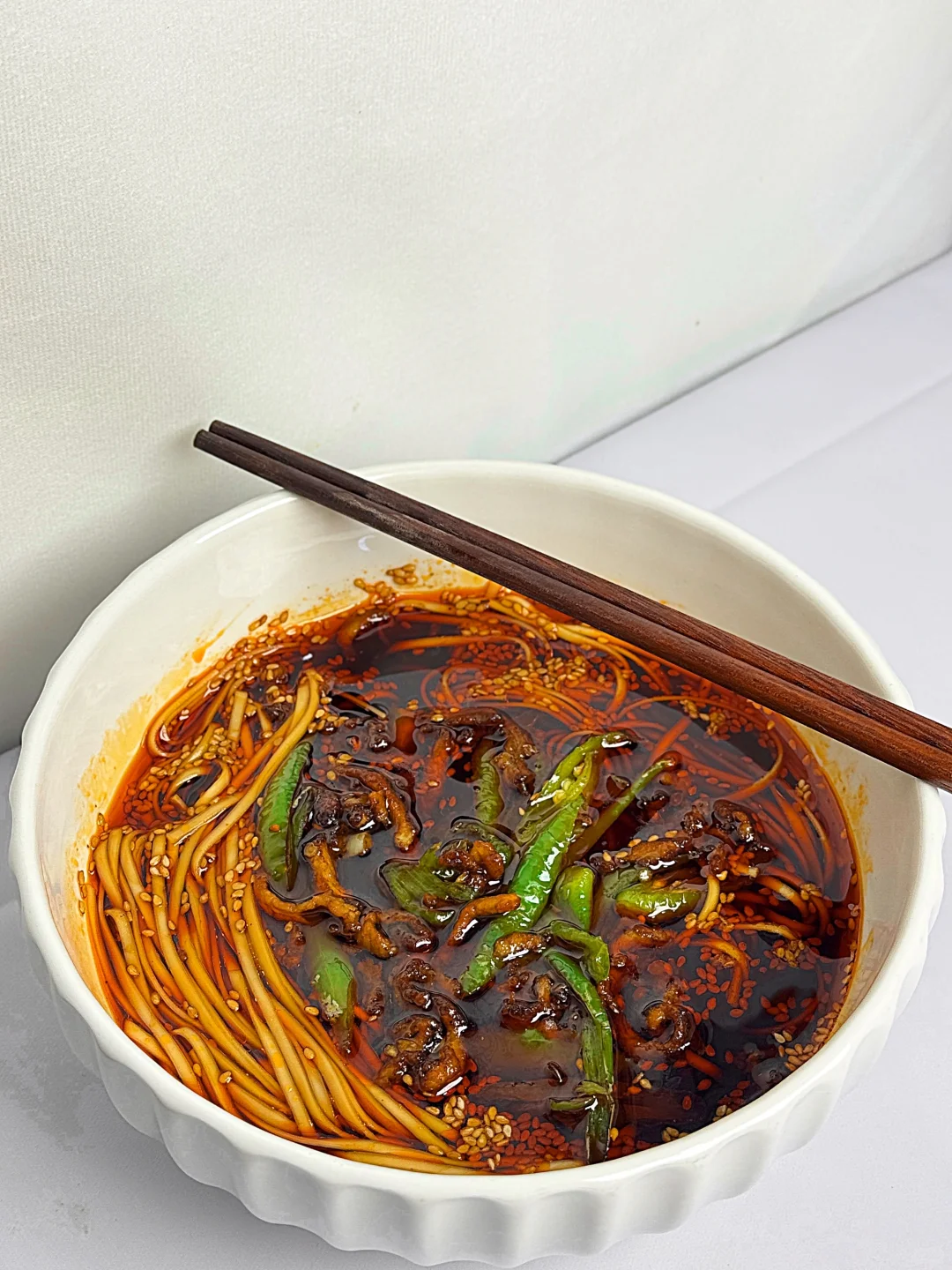 今天吃什么|在家做饭🍳二荆条肉丝面（附做法