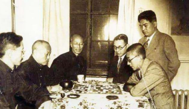 大军阀段祺瑞，号称北洋军阀之首，却栽在一个11岁的小屁孩手里！棋盘上，段祺瑞的精