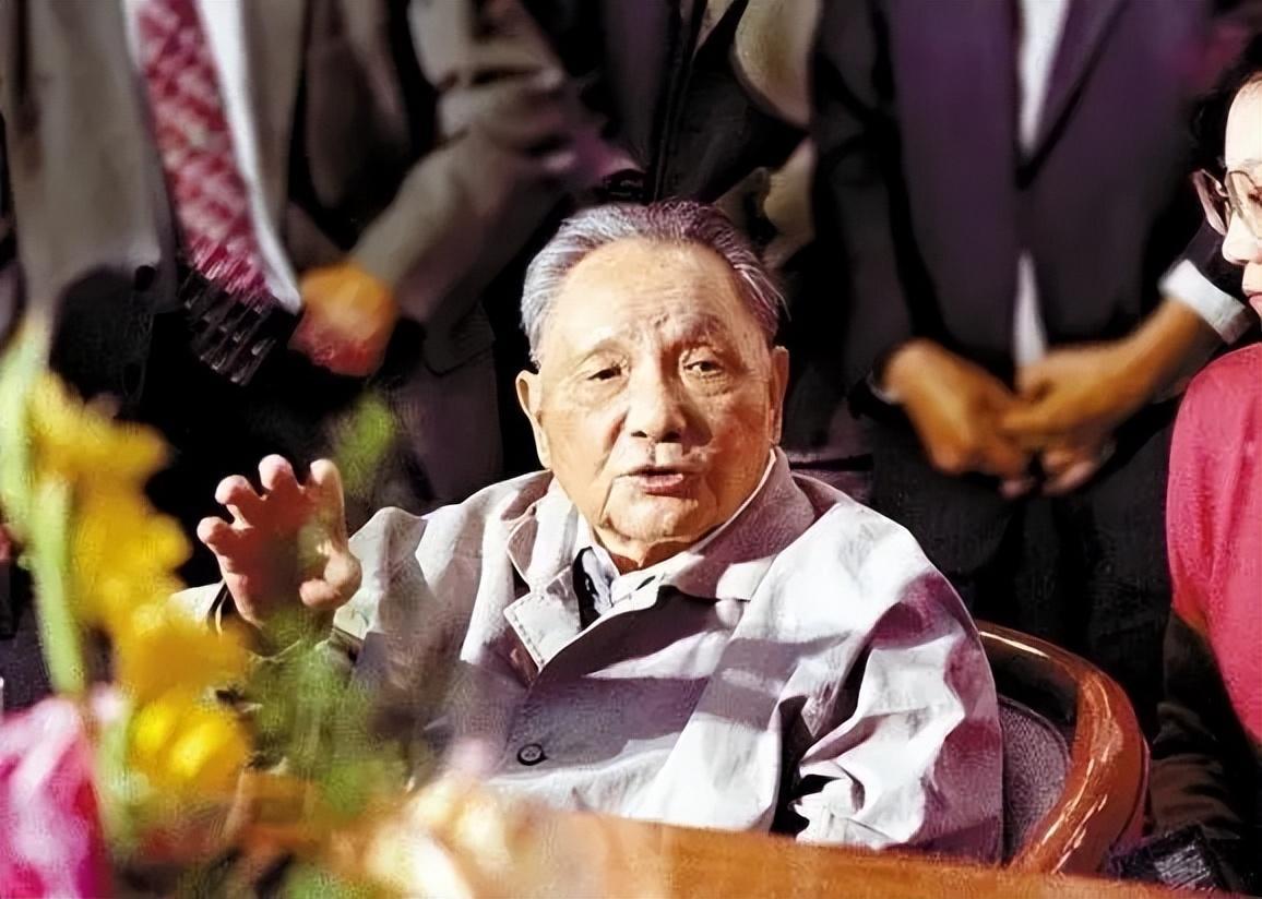 1976年，葡萄牙主动提出归还澳门，同时又提了一个特殊要求，不料邓公听闻后大怒：