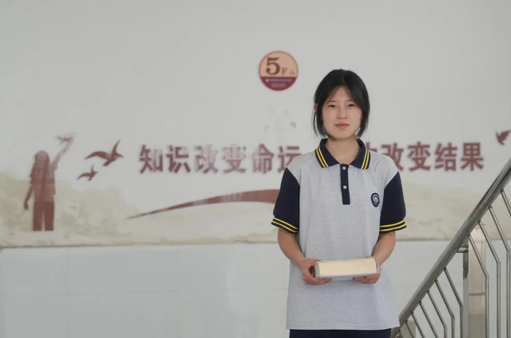 国内数学比赛含金量排名
阿里巴巴全球数学竞赛竟然排在第二，排在第一名的是全国大学