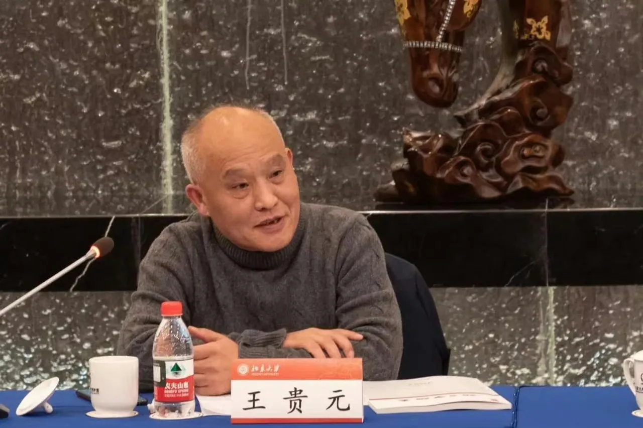 从目前学生披露出来的材料来看，这个事情不像是假的。

对女孩来说，这伤害，可不止