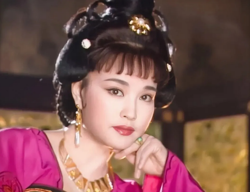 刘晓庆又又出言了，这次她让网友领教了，什么才是脑回路清晰。

“你以为聊天记录是