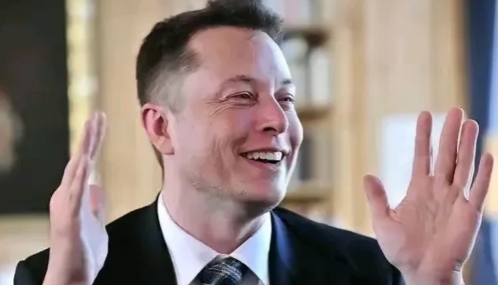 万万没想到！
​马斯克又发文了，这次是全球新冠死亡人数该由谁负责的事，他表示不应