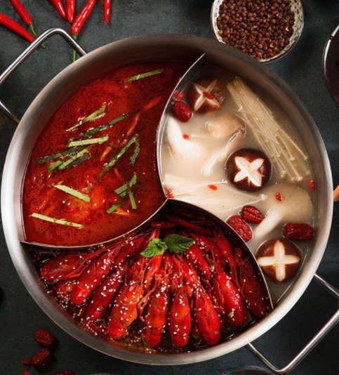 话说当今的年轻人食福真是不浅。

一.是好吃的美食太多

二.是他们对待美食很随