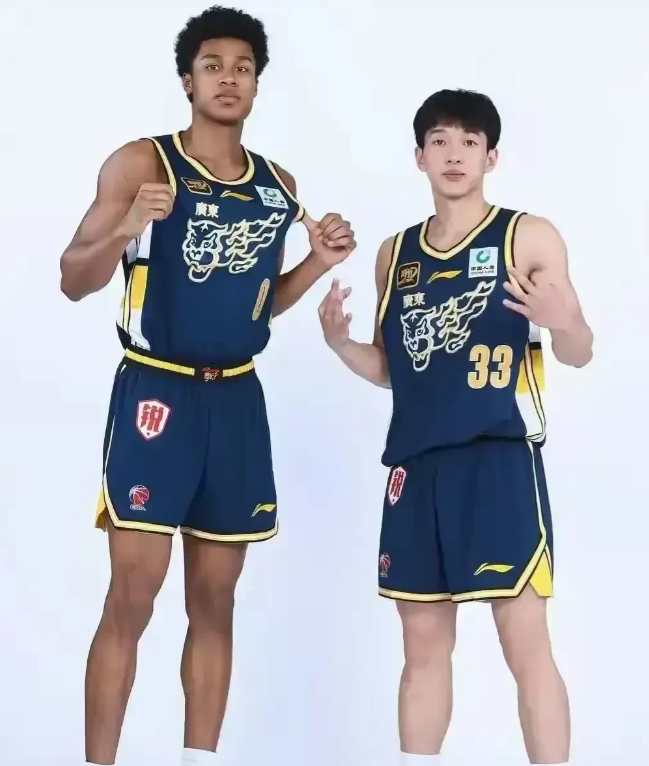 广东队应从CBA实战中，发现青年队谁是宝，不要一场青年队打的好就狂吹