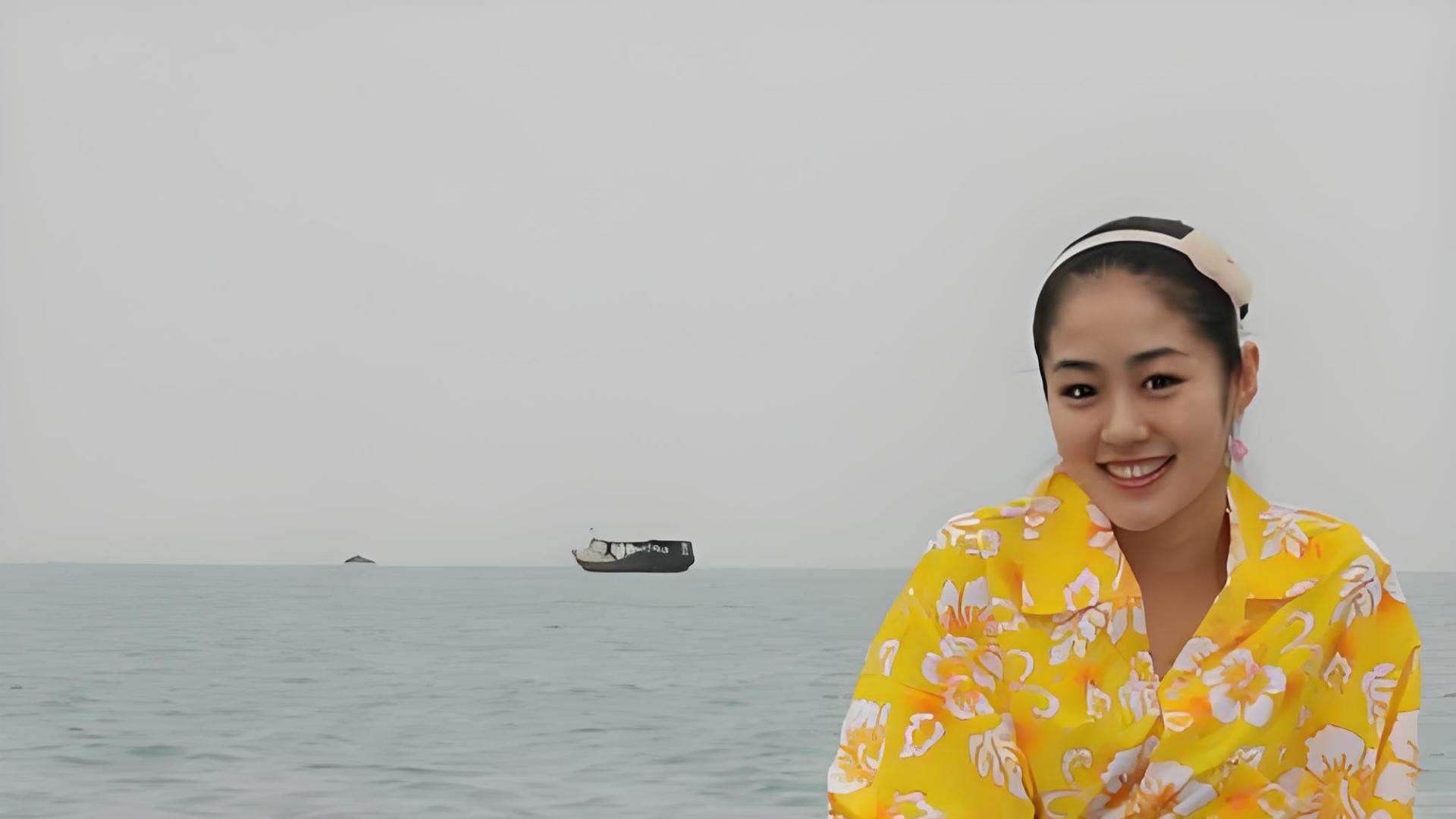 她是赵本山最美女徒弟，被养了十几年，最后嫁给了入狱14年的前夫