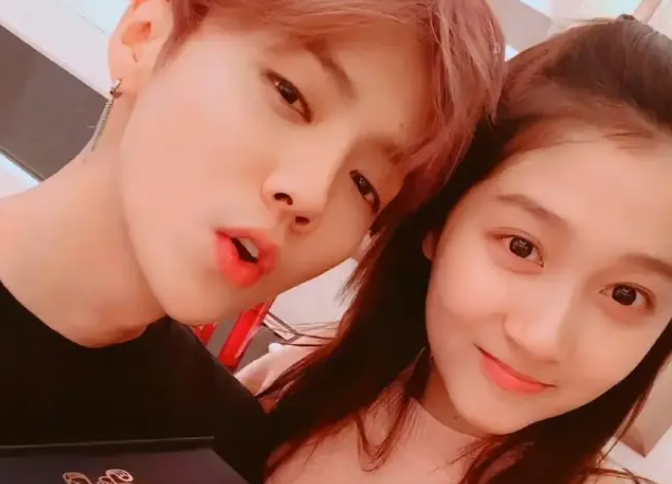 与鹿晗同时出道走红的几位队员，不同程度的衰落，除了张艺兴还比较坚挺，黄子韬也逐渐