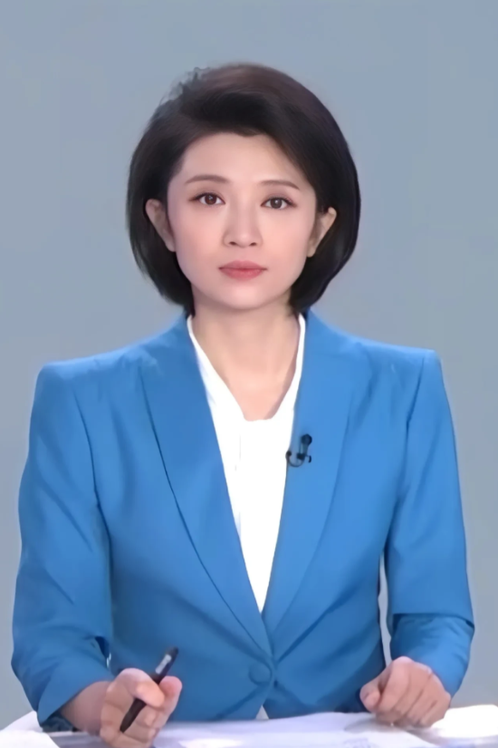 昨天的央视新闻着实硬气，剑指基层官场形式主义，一针见血曝光了六类问题∶

1.政