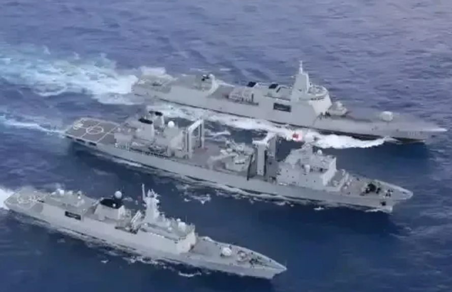中美俄三国以及东盟十国将在印尼的科莫多举行大型军事演习，欧盟，日本，韩国被排除在