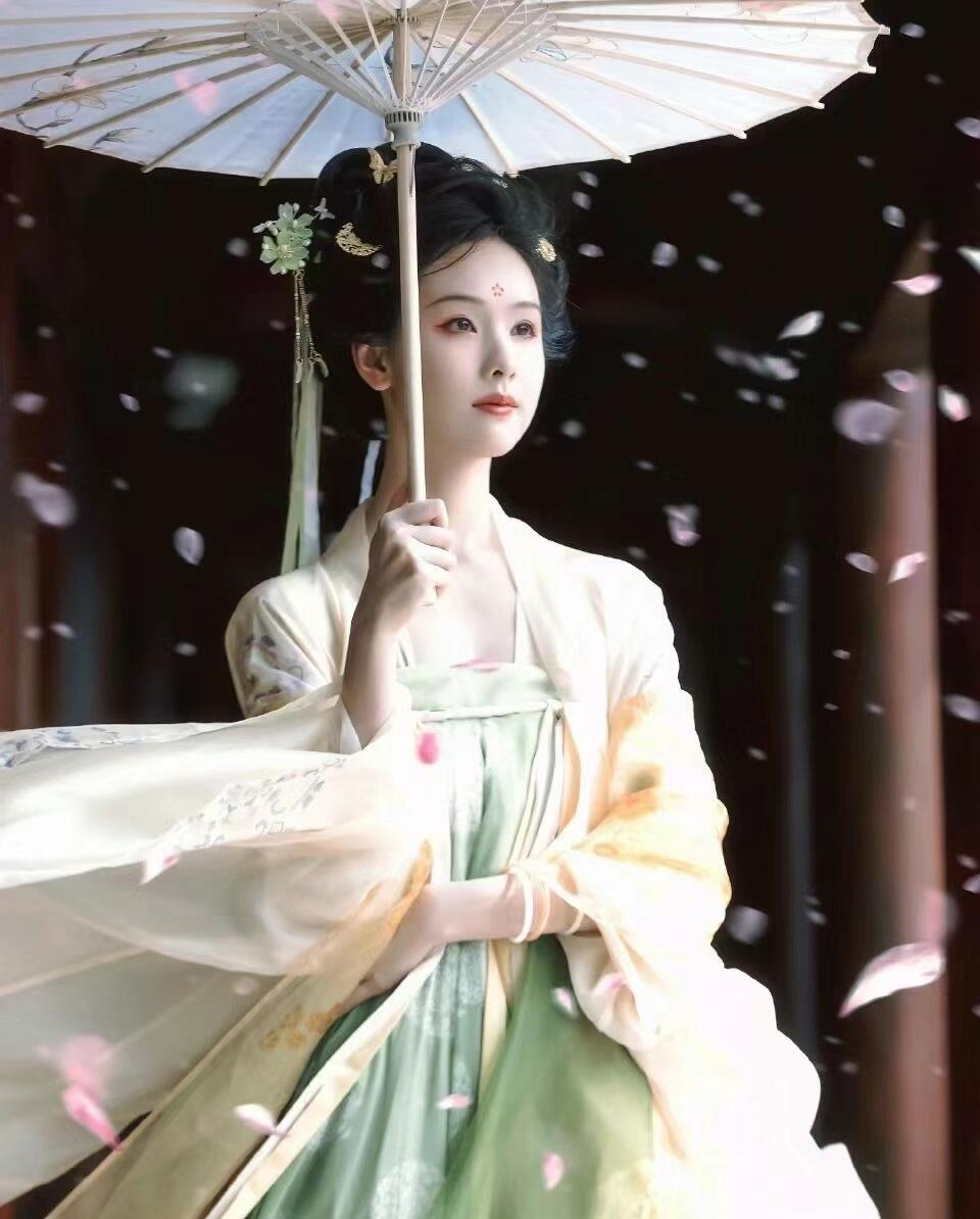 陈都灵——气质独特
