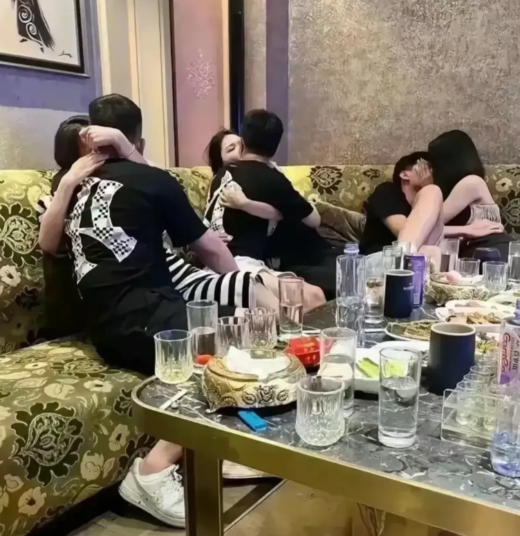 我想问这是KTV送的吗，为什么我每次去都没有