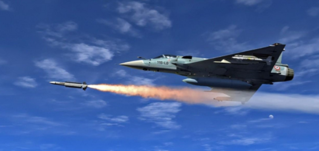 局势紧张之际，台海一声巨响，战机坠入大海，5000万美元打水漂

台海局势日趋紧