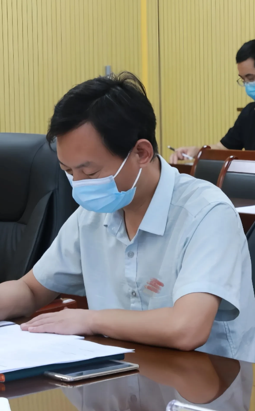 郑州经开区外国语学校，学生吃冻碎肉事件初步处置结果出炉！

1.事件传开后，当地