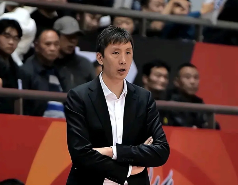 各位球迷，你们还记得杨毅说的一番话吗？“要想赢广东宏远队，必须要比广东男篮更狠更