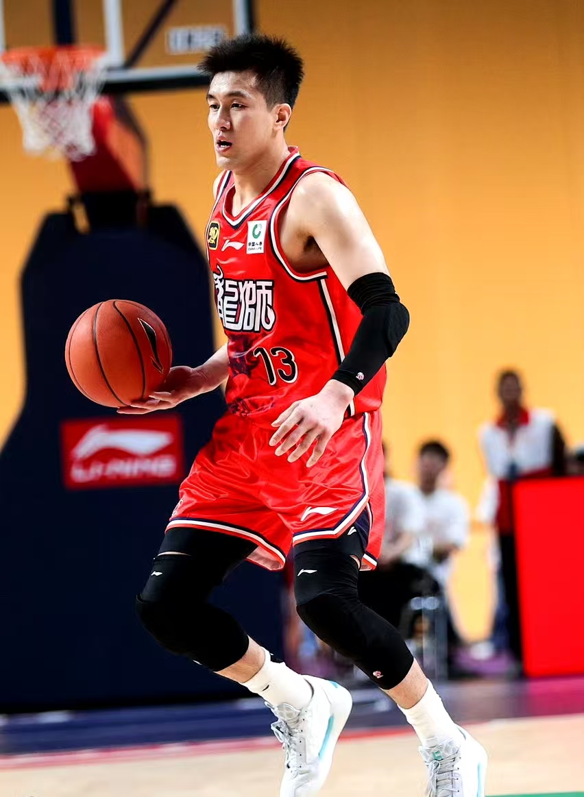 郭艾伦基本宣告广州龙狮生涯结束，下家也不好找