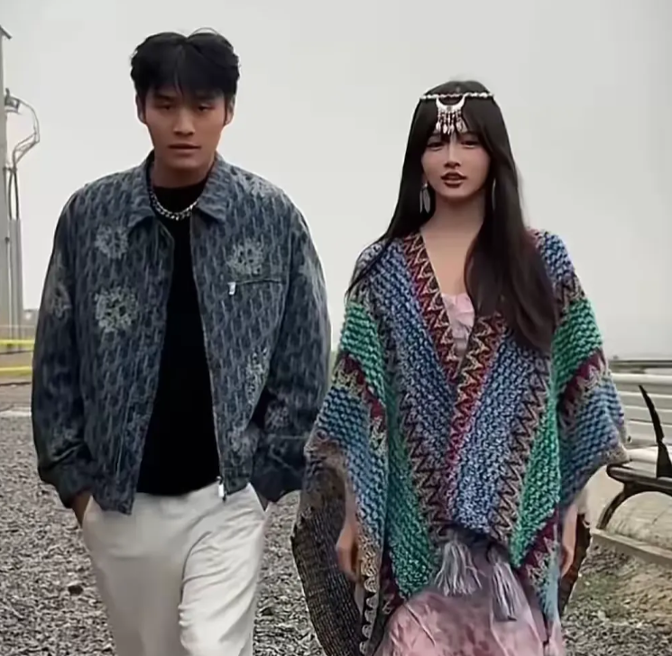还以为小杨哥智商有多高，要300万给了就得了，300万在你我普通人这里是个大钱，