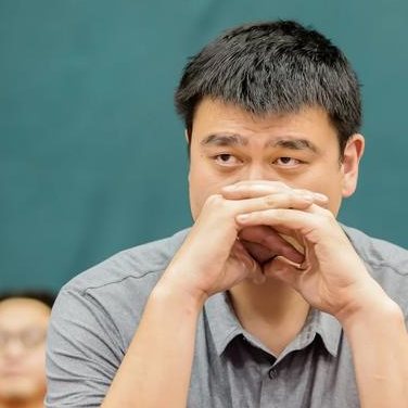 中国篮协主席姚明已经辞去中国篮协主席一职！据多名知名媒体人透露，中国篮协主席姚明