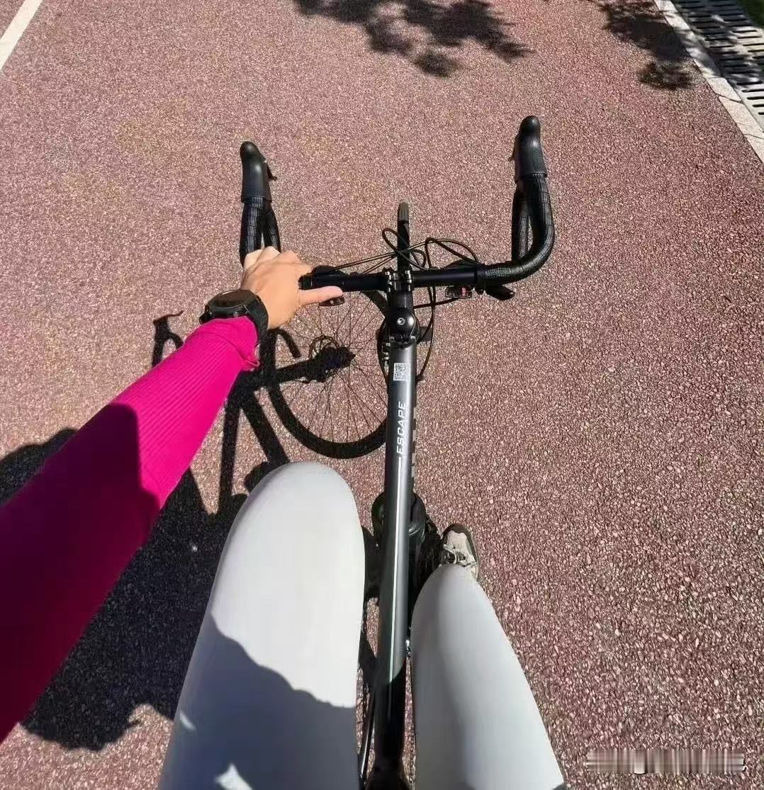骑行圈还有帅哥吗来和我一起组个搭子哈哈哈哈