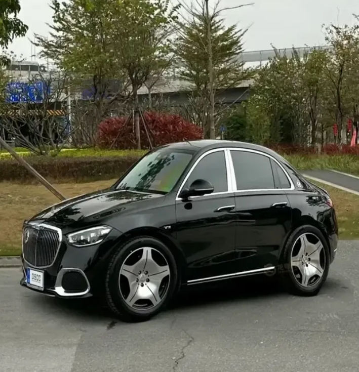 这是迈巴赫哪款车？？？？？？