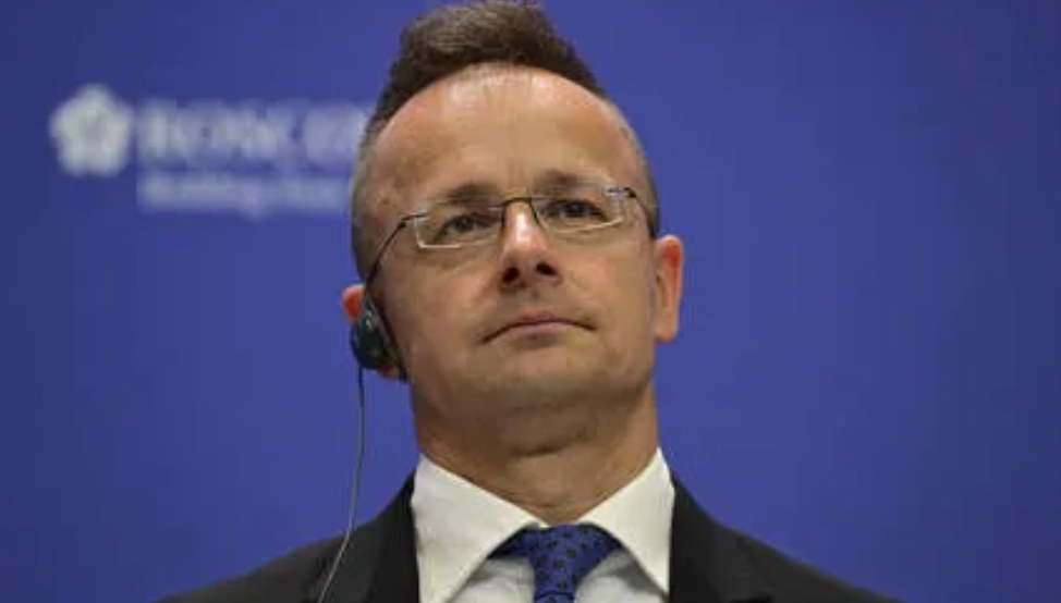 匈牙利外交部长彼得·西雅尔多周二称，大多数北约成员国实际上并不支持乌克兰加入美国