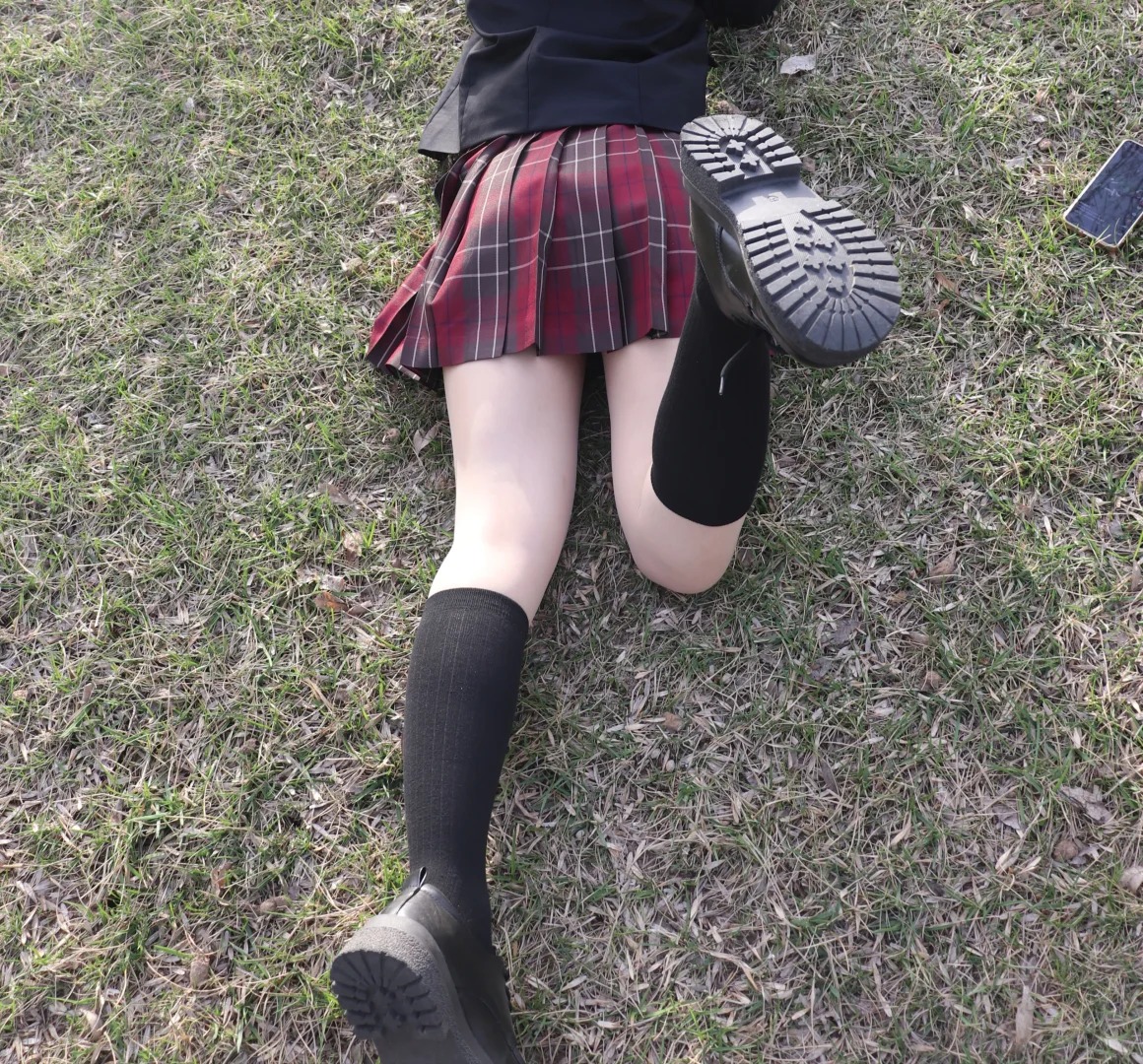 绿色草坪怎么p
求助绿色草坪p法