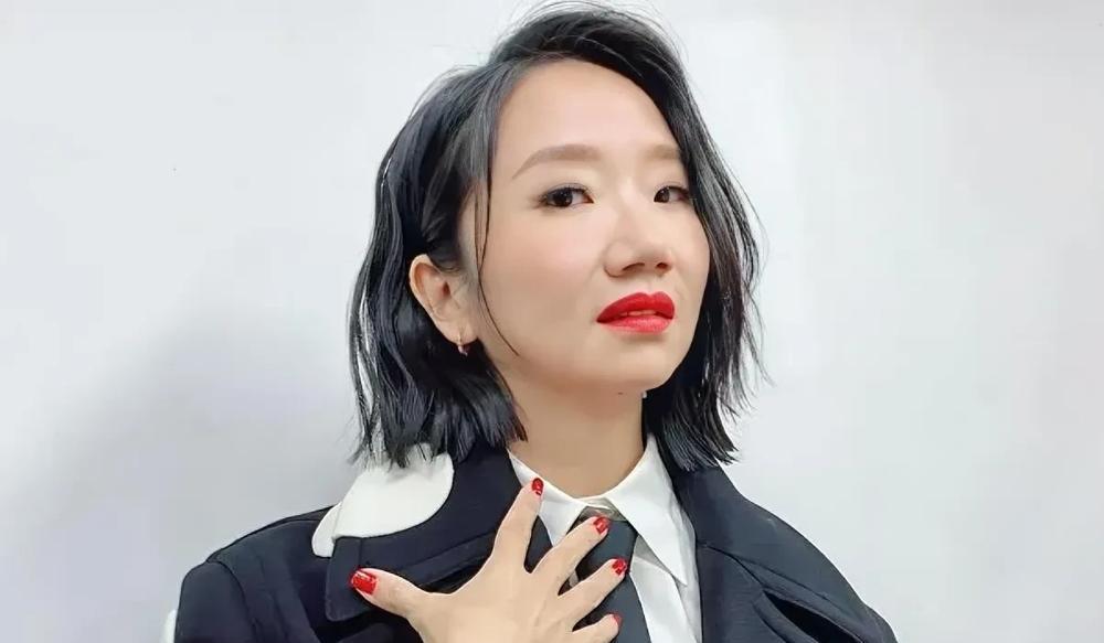 关于陶晶莹，网友们挖出的5大不可思议！

别名：陶子

年龄：1969年，55岁