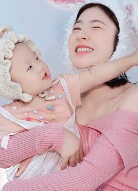 黄一鸣发文相信王思聪