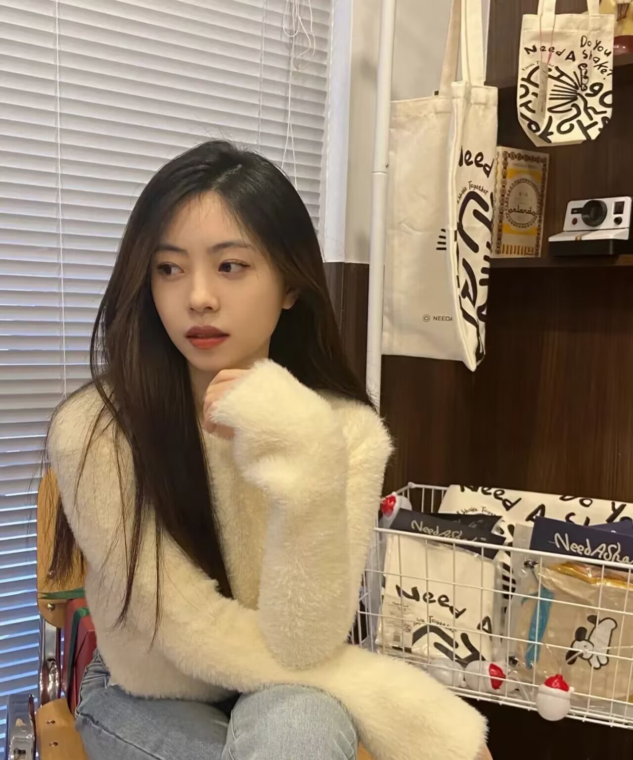 突然发现自己存款已有90多万
姐妹们，刚刚一盘算，所有存款91万左右了，窃喜，不