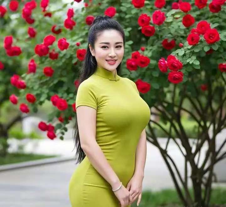 45岁儿子都上初中了，还有人说只有35岁
