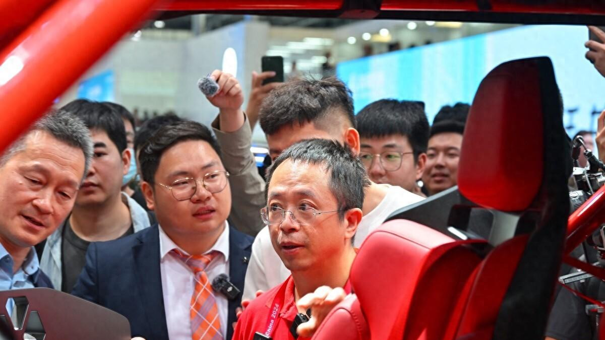 质疑周鸿祎，理解周鸿祎，羡慕周鸿祎