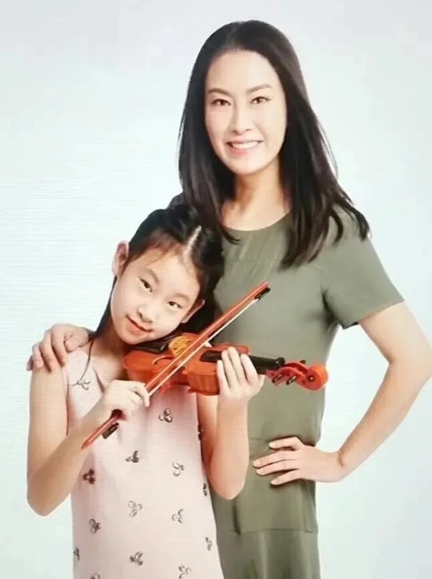 申军谊和贾妮的过往