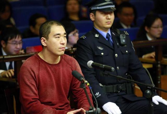 这一次再也没人能管住张默，定居泰国、高调炫富，连张国立也没辙（张默2020）-第31张图片-九妖电影