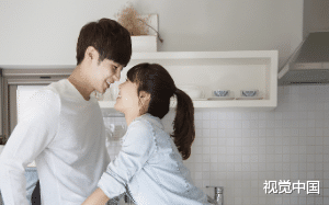 老公的姐姐在我家意外死去，为了报复我，他亲手夺去了我腹中孩子的性命