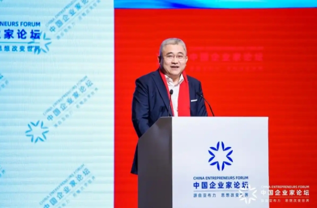 奔驰汽车又破防了。销售服务总裁段建军在亚布力论坛年会上说，有一些企业违背商业规律