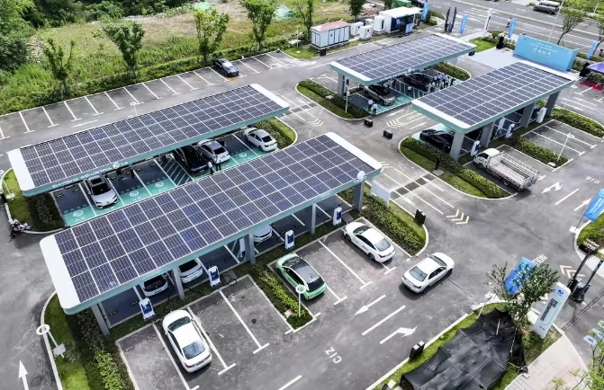 广东发展的好是有原因的，看广东的停车场就知道。
我也只在广东看到这样的停车场，绝