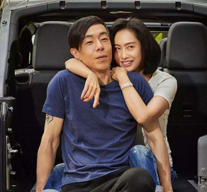 1998年，朱茵和黄贯中结婚前，曾提出一个要她说：我不同意婚前X行为，你能接受吗