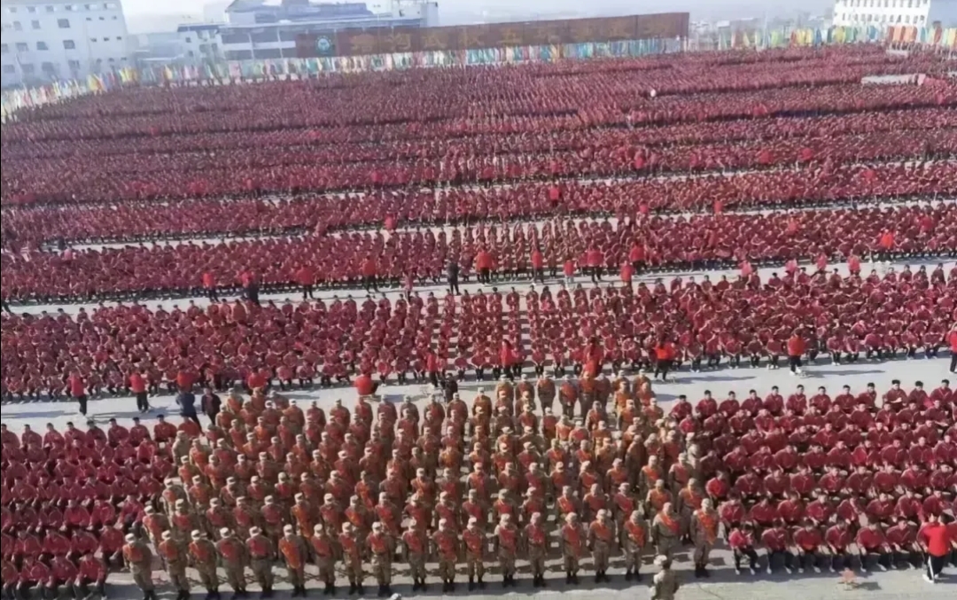 河南塔沟武校，中国特种兵打印基地！

看看我国刚从塔沟武校招的士兵，个个武艺高强