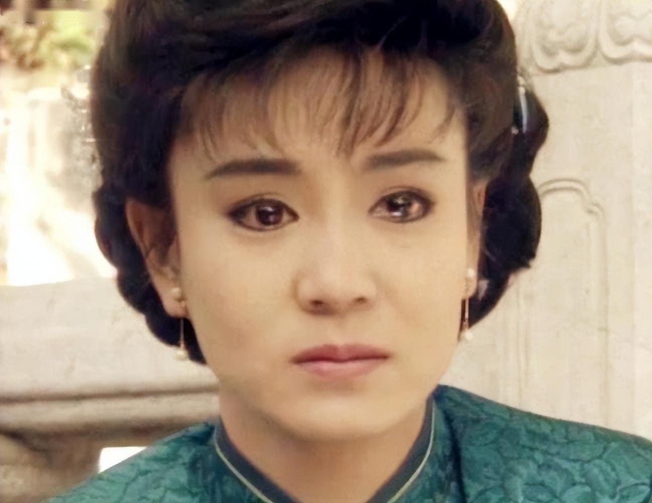 有的演员长相明明很漂亮，但是就是不讨喜
她们明明好看得紧，可是观众却表示。

“