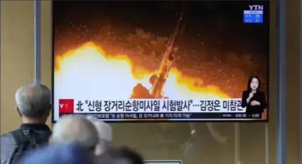 凌晨突发！
朝鲜一声不吭
突然就在7月1日今天凌晨先后发射两枚弹道导弹。这一举动