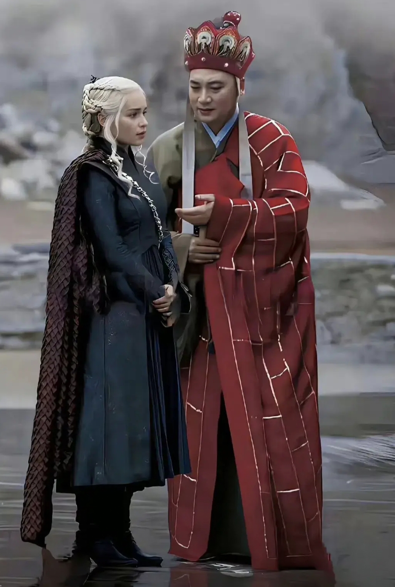 小红书上美国博主在线发问：中国有没有小费文化？
中国网友答道：我和朋友下馆子花了