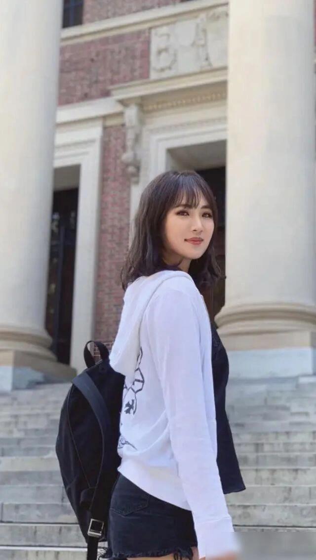 姚安娜：影视新星，用实力证明自己的价值